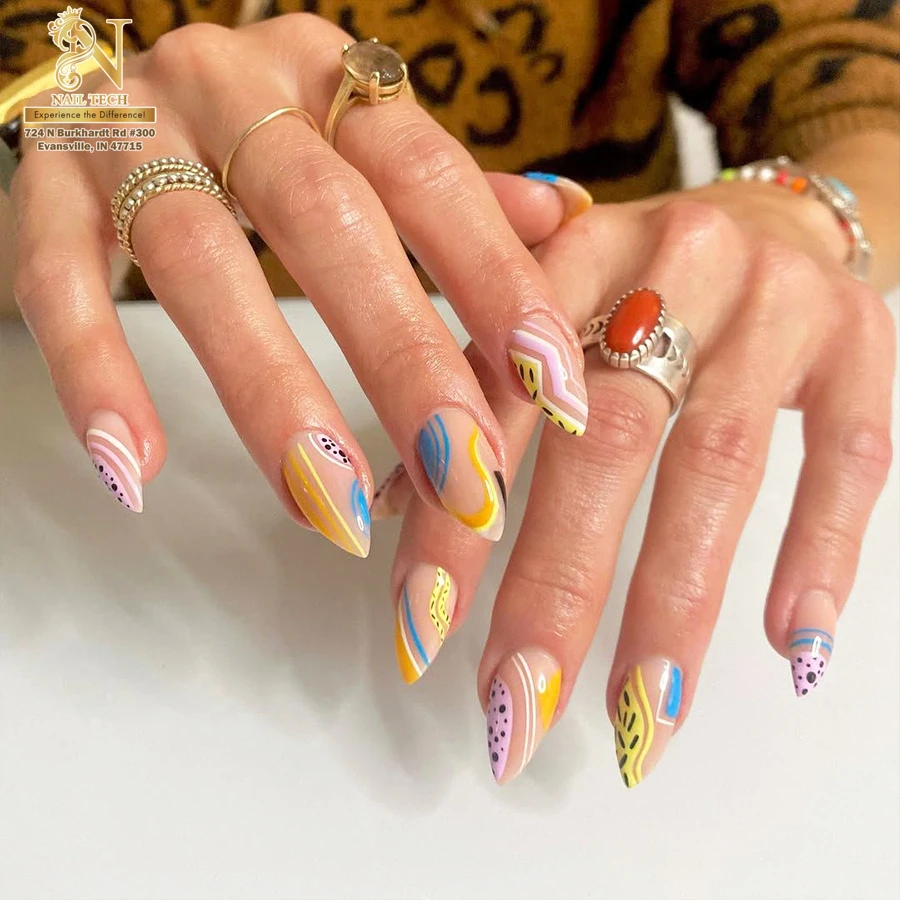 Nail Tech